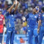 लाइव मैच में IPL क्रिकेटर ने जेब से निकाली पर्ची, लिखा था ‘जय श्री राम’, जानिए पूरा मामला