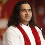 रायपुर पहुंचे कथावाचक देवकीनंदन ठाकुर, धर्मांतरण पर बोले- मंदिरों का सनातन बोर्ड बने तो इस पर लगेगी रोक